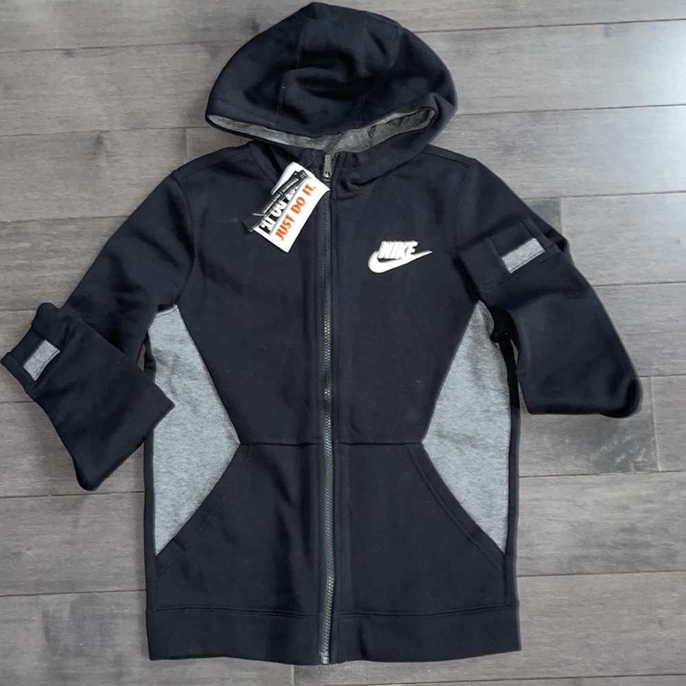 Nike Hoody. Size L.